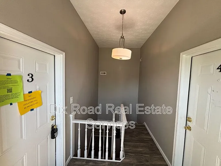 502 Ross Ave #3 — Photo 4