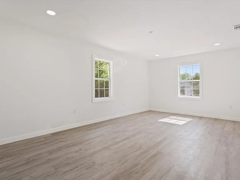 202 Marston Ave #2 — Photo 7