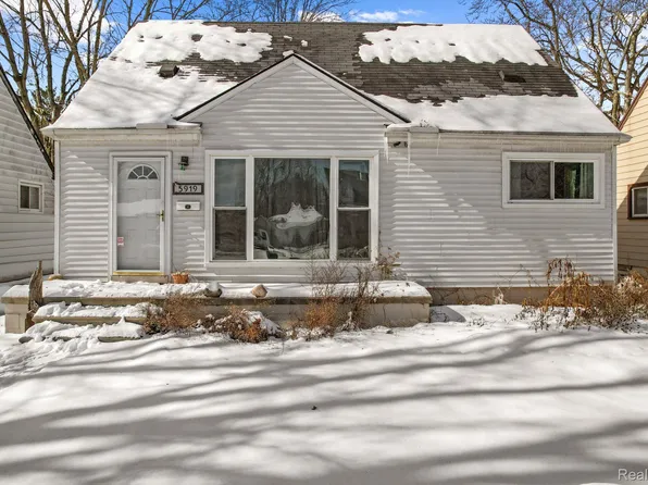 5919 Deering St, Garden City, MI 48135