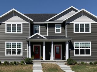 1002 Okeeffe Ave, Sun Prairie, WI 53590