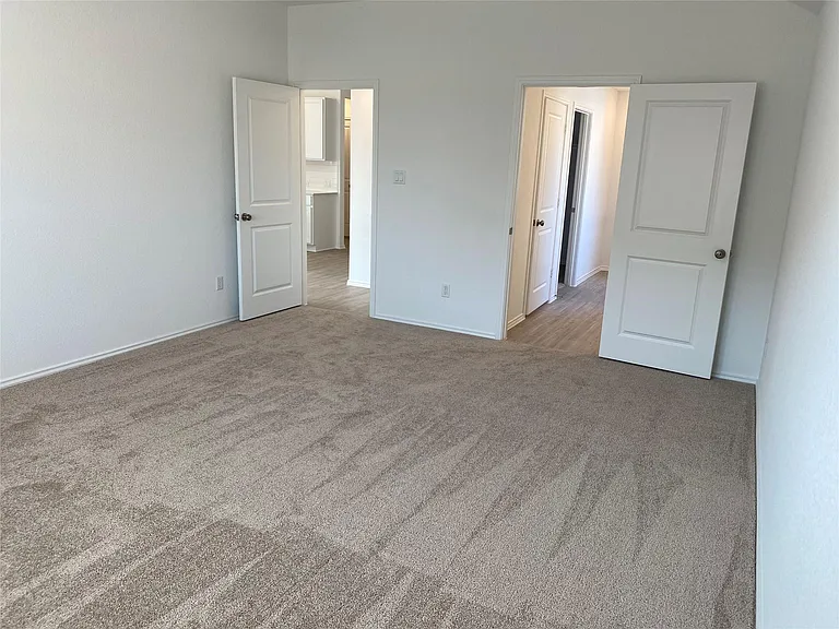 220 Hummingbird Flight Dr — Photo 12