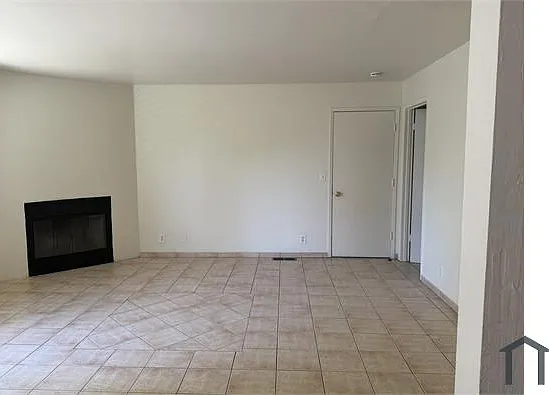 3 bed, 1191 sqft, $3,750 — Photo 3