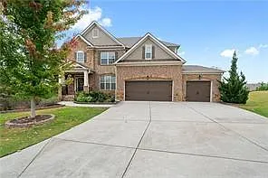 5 bed, 4.0 bath, 3931 sqft, $4,700 — Photo 3