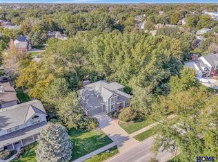 4516 Fir Hollow Ln, Lincoln, NE 68516