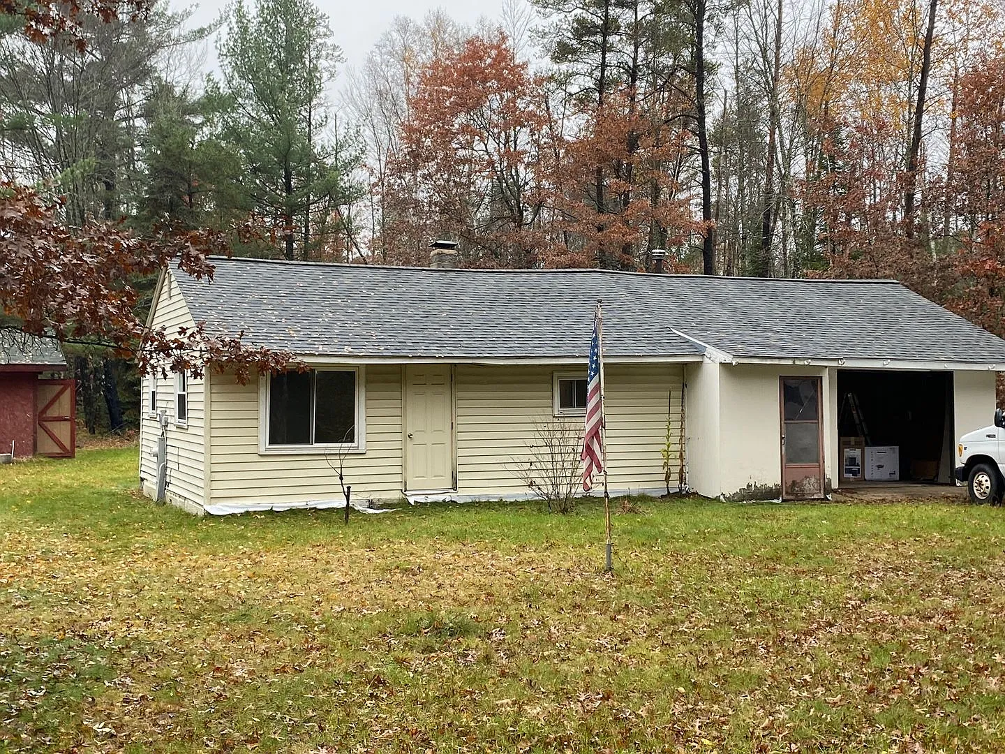 Cozy two Bedroom House — Photo 1