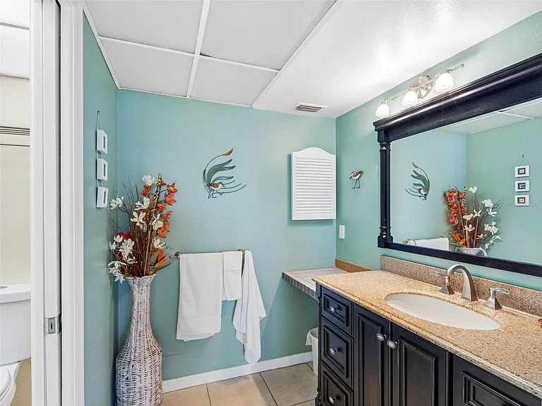 13500 Gulf Blvd #506 — Photo 12