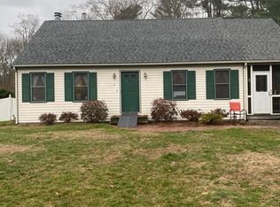 6 Donovan Ln, Mansfield, MA 02048