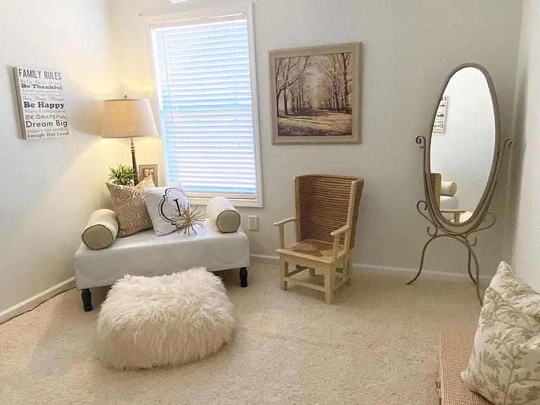 5302 Sherwood Way — Photo 21