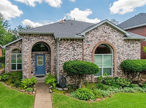 2nd image of 1744 Crescent Creek Ln