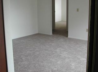 432 State St APT 4, Charlotte, MI 48813