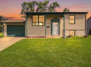 736 Dickens Ave, Glendale Heights, IL 60139