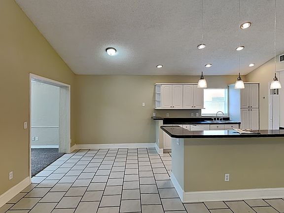 4th image of 1073 Brielle Ct