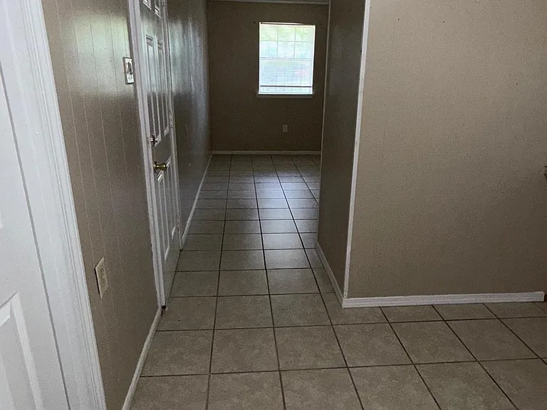 2322 Brock Pl S — Photo 15