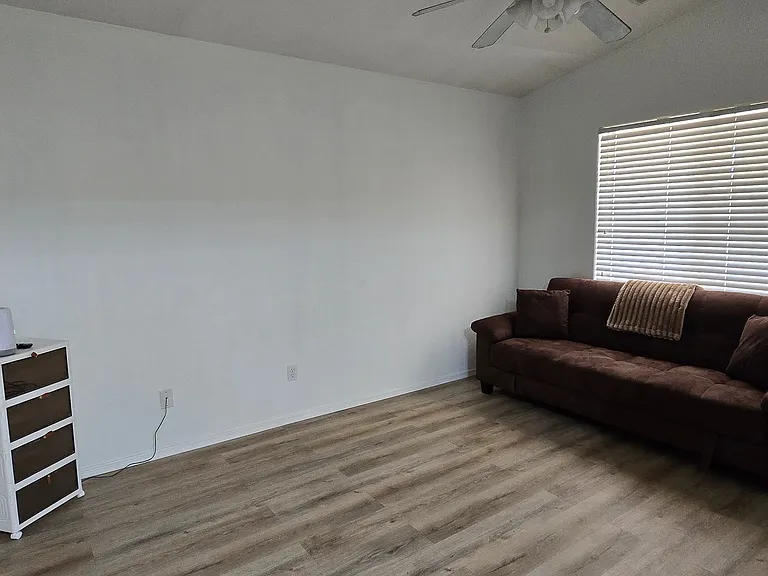 13178 W Banff Ln — Photo 10