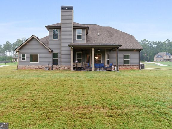 2nd image of 90 Timber Dr