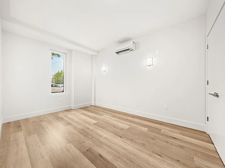 91 Bruckner Blvd #103 — Photo 4