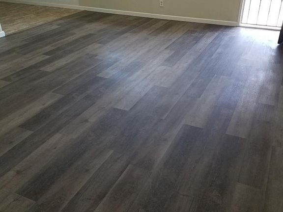 3rd image of 1225 Vienna Ct