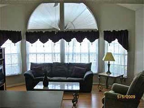 2nd image of 12245 Armenia Gables Cir