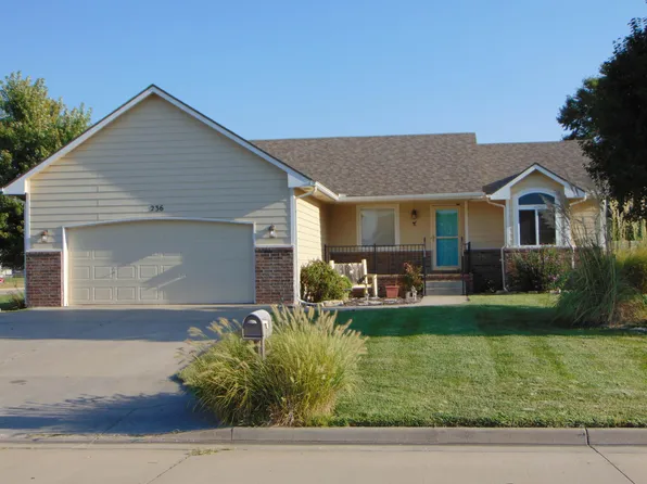 236 Wheatridge Dr, Newton, KS 67114