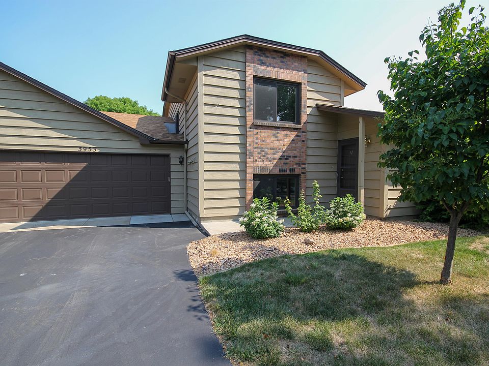1st image of 3953 Orchid Ln N #1