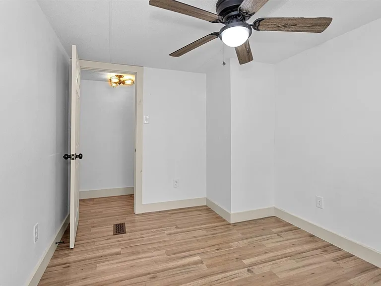 5500 Penny Rd — Photo 14