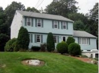 96 Mesa Dr, North Kingstown, RI 02852