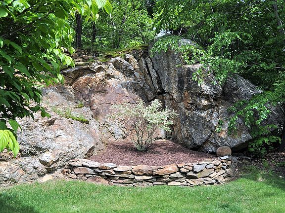 4th image of 64 Mulberry Ln