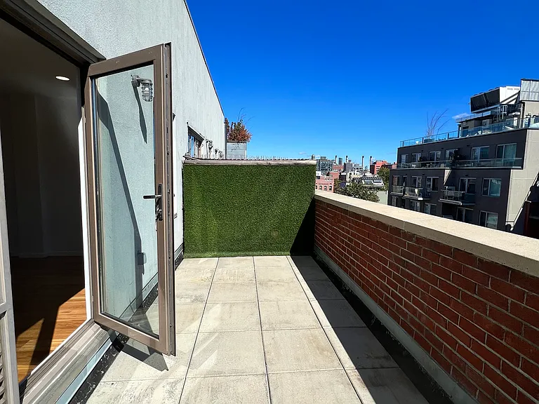 90 Clinton St #PHA — Photo 11