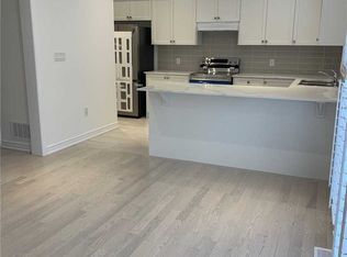 6 Steamboat Way, Whitby, ON L1N 0M6