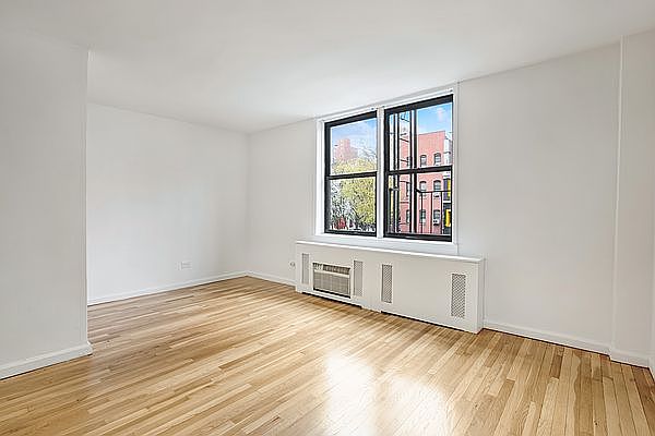 1st image of 530 2nd Ave APT 5H