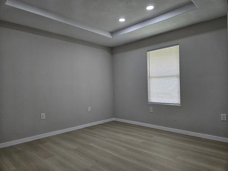 5403 Meadow Creek Ln — Photo 17
