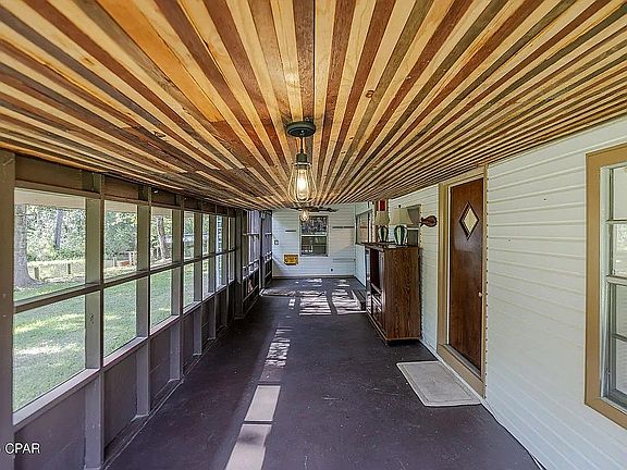 Large Screened Porch