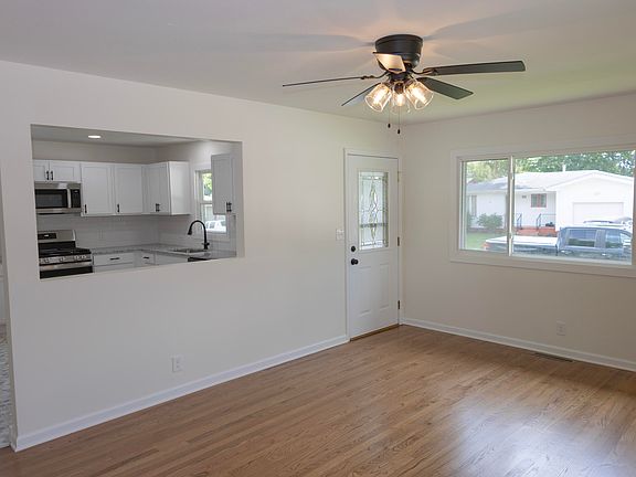 4th image of 2746 Avenue L