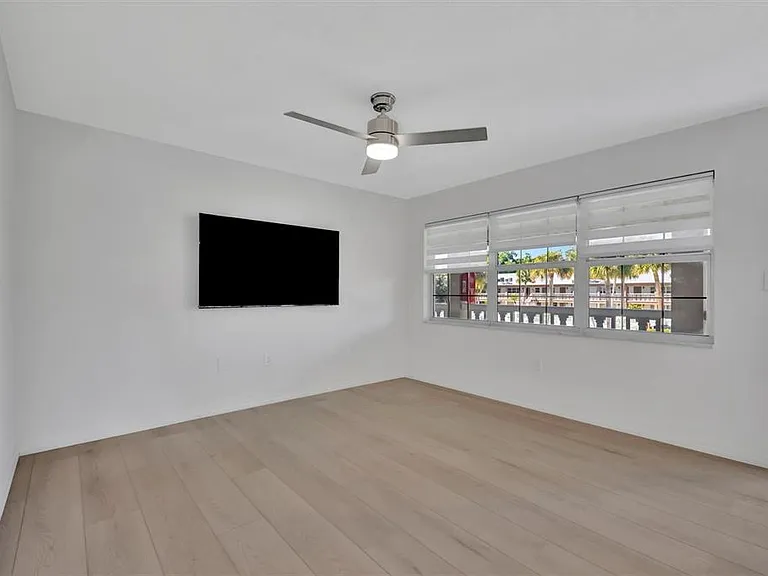 650 Pinellas Point Dr S #216 — Photo 6