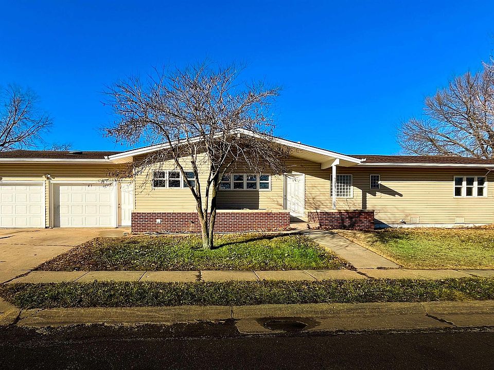1st image of 6823 SW Knoll Ct