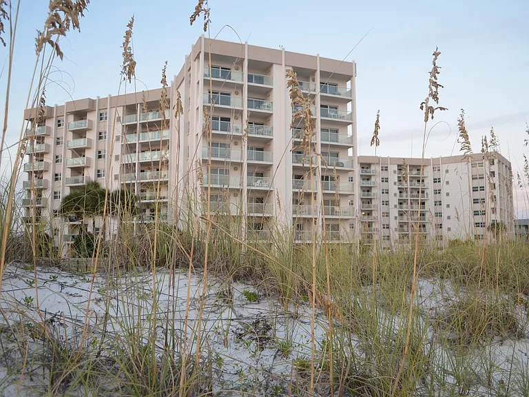 1600 Via De Luna Dr #W204 — Photo 22