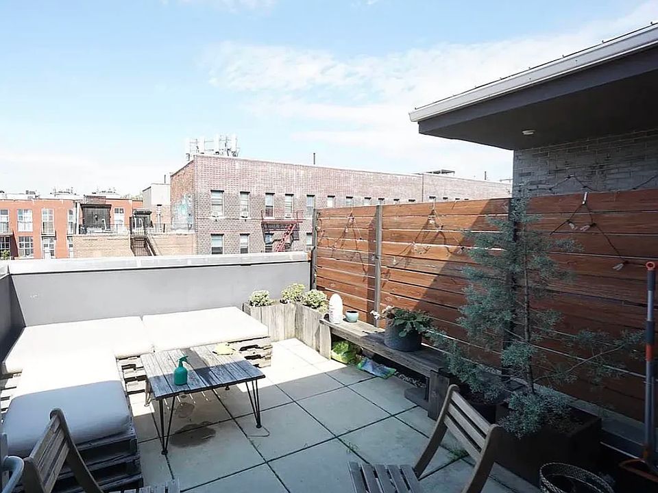 1st image of 168 Meserole St APT 4A