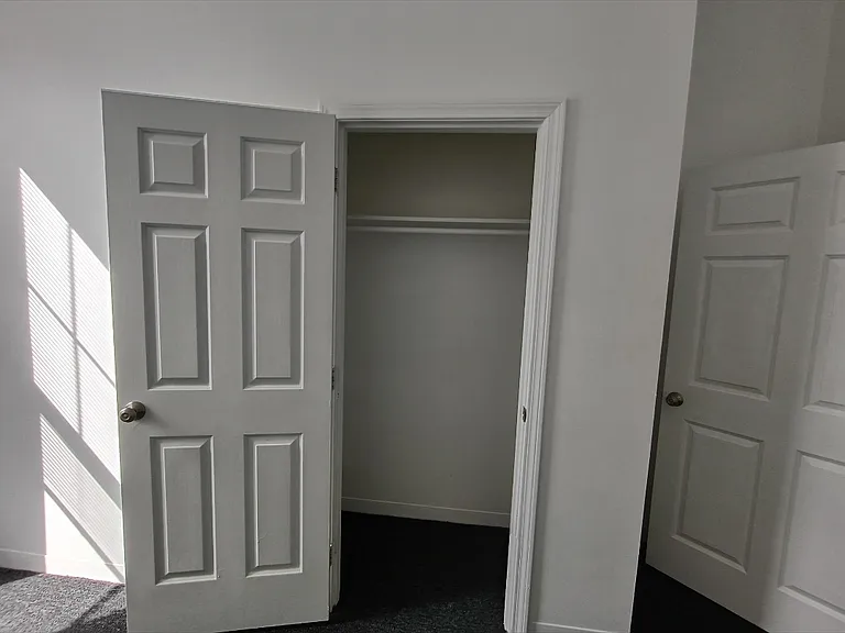 138 Laurel Hill Ave #2 — Photo 26