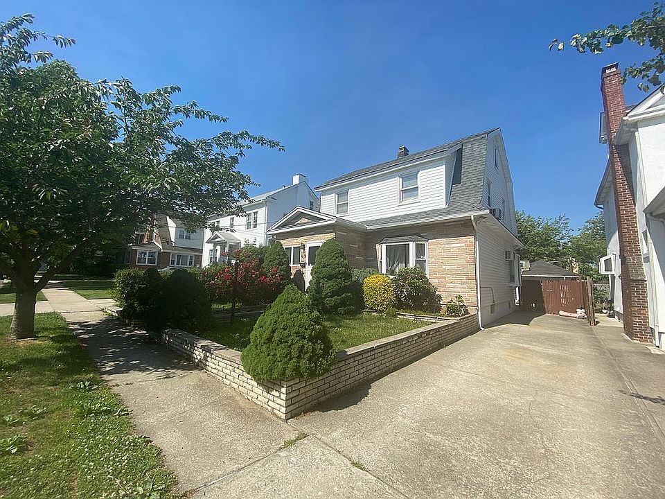 1st image of 4231 205th St