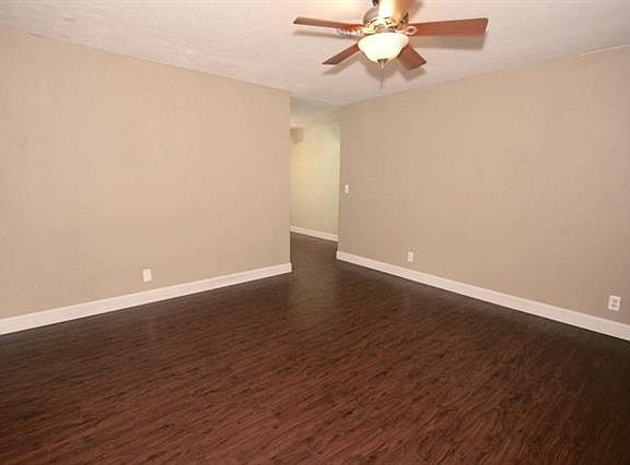 3rd image of 1421 Radiance Dr