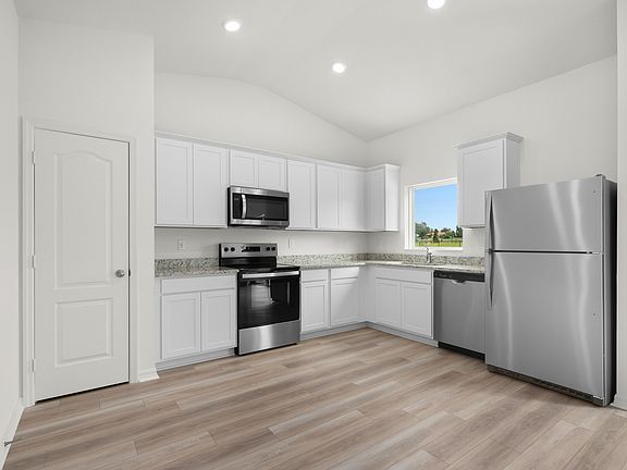 Chef-ready kitchen with all appliances included