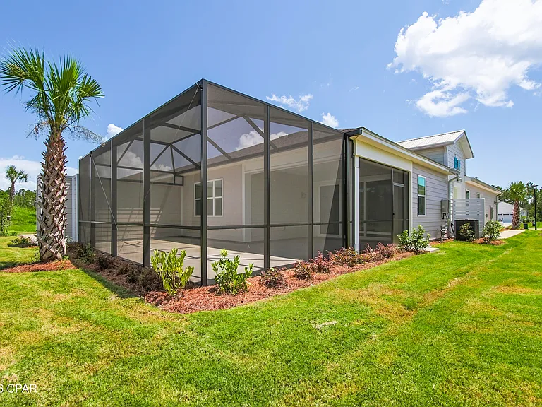 9334 Daydream Dr — Photo 32