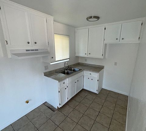 2nd image of 1255 E Wanamaker Dr #A