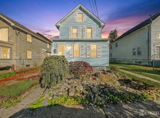 21 Henry St, Freehold, NJ 07728