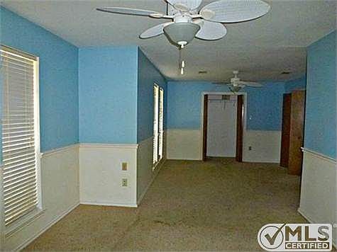 2nd image of 900 Bert Dr