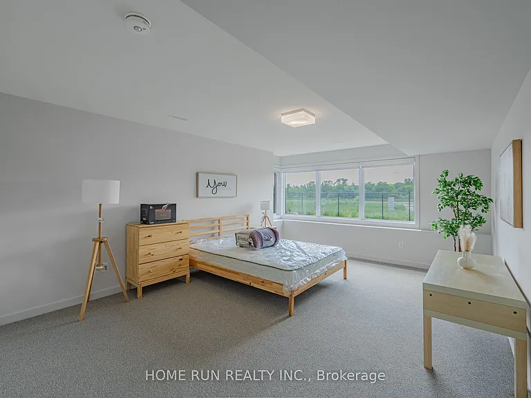 314 Shuttleworth Dr — Photo 35