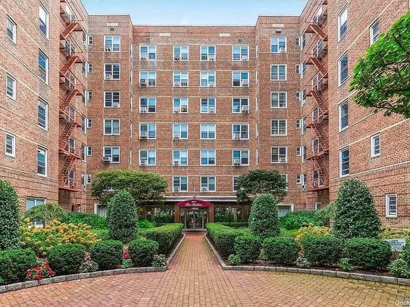 64-11 99th St APT 606, Queens, NY 11374