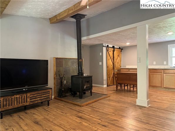 321 Skin Camp Creek Road, Todd, NC 28684