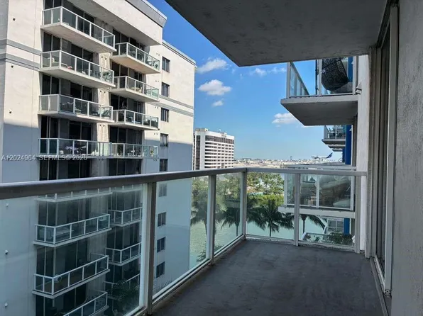 5085 NW 7th St APT 909, Miami, FL 33126