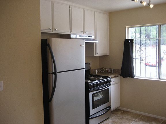 2nd image of 335 34th St